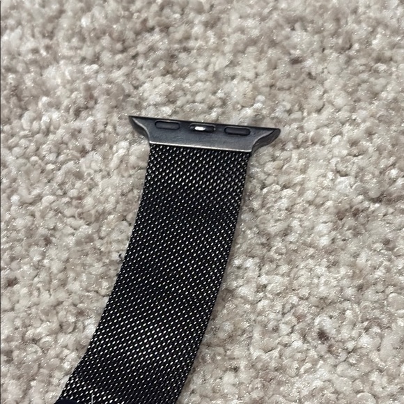 Apple Watch Black Mesh Watch Strap - Picture 3 of 4